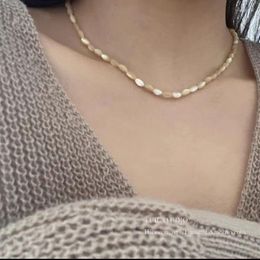 Ketens prachtige onregelmatige vorm charme moeder-van-pearl kralen ketting voor vrouwen rijst handgemaakte kralen sleutelbeen ketting meisje sieraden