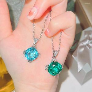 Chaînes exquise princesse coupe cristal cubique zircone CZ pierre pendentif collier pour femmes Banquet fête bijoux anniversaire cadeau
