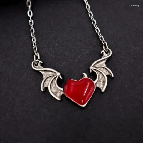 Chaînes Mode Diable Coeur Collier Simple Cool Pendentif Noir Rouge Couleur Chaîne De Cou Femmes Hommes Punk Bijoux Cadeau