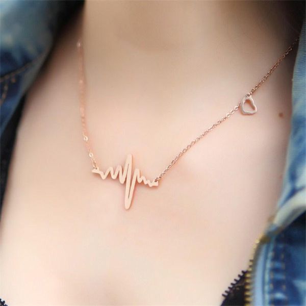 Chaînes Mode Électrocardiogramme Chaîne Colliers Pour Femmes Battement De Coeur Pendentif Bijoux Amant Cadeau