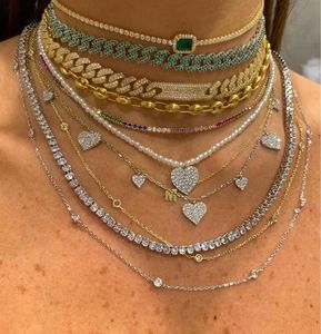 Cadenas Moda Oro Plata Color Mini Cz Pavimentado Corazón Charm Colgante Gargantilla Collar corto para mujeres Chica Fiesta Joyería de boda Cadenas de regalo