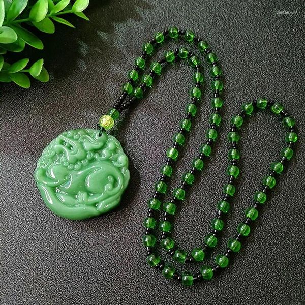 Chains Fashion Green Jade Garded Dragon Pendant Collier Amulettes chinoises Femmes Lucky Jewelry Party Party Accessries Gift