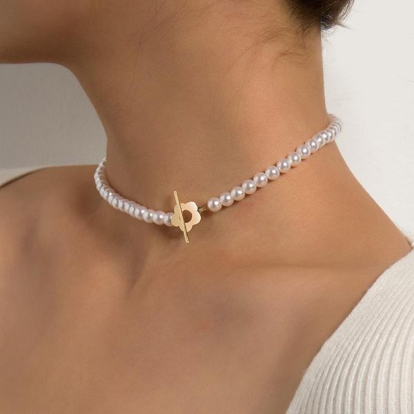 Cadenas de moda de lujo blanco perla cadena gargantilla Collar para mujer flor Lariat Lock Collar joyería fiesta encanto