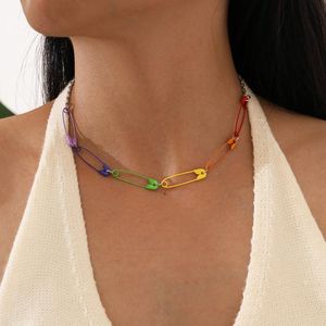Chaînes mode métal Punk coloré aiguilles épingle de sûreté collier Chokers pour femmes Simple géométrique collier drôle bijoux cadeau