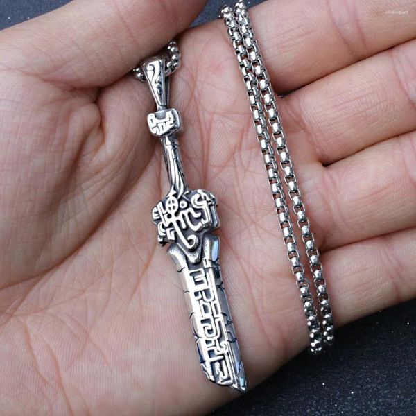 Chaînes Mode Rétro Collier Arts Martiaux Drame Histoire Épée Homme Pendentif Titane Acier Hipster Personnalité Inoxydable