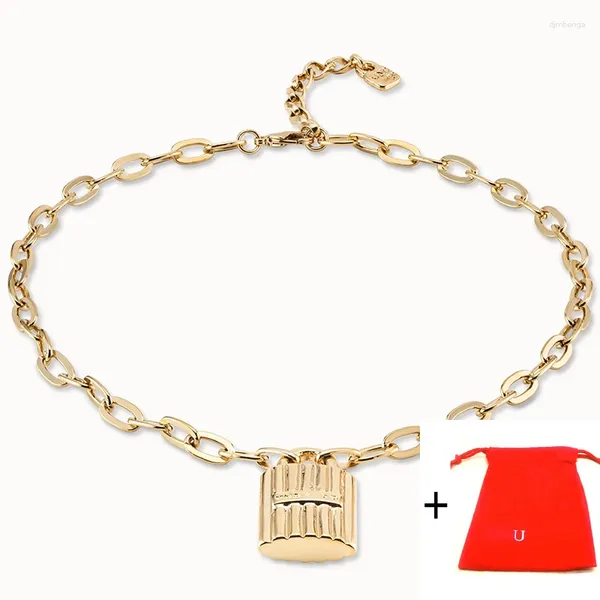 Chaînes Mode Espagnol Vente de haute qualité Exquis Lock Collier pour femme Bijoux romantiques Cadeau Pack