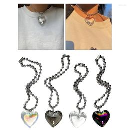 Chaînes Mode Tendance Lumière Luxe Niche Coeur Clavicule Chaîne Tempérament Simple Vent Froid Semi-précieux Collier En Forme D'amour Y08E