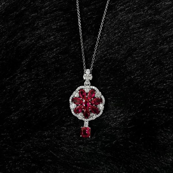 Chaînes Feifang 6 Simulé Ruby 925 Argent Double Face Plein Diamant Riche Et Noble Collier De Fleurs Chaîne De Clavicule 40 3cm