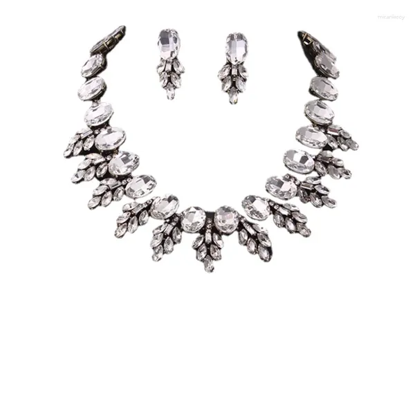 Chaînes Flash Crystal Glass Bijoux Collier de clavicule courte High Profile Fashion Femme All-Match