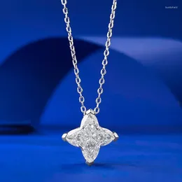 Cadenas Cuatro esquinas Estrella Alien Diamond 925 Collar de plata para mujer Colgante de cadena de clavícula ligera de lujo