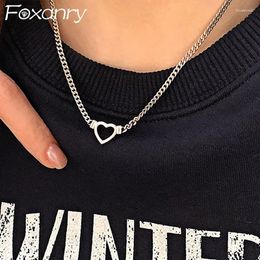 Chaines Foxanry Collier de chaîne de clavicule de couleur sier minimaliste pour femmes Fashion Creative Love Love Heart Géométrique Party Bijoux