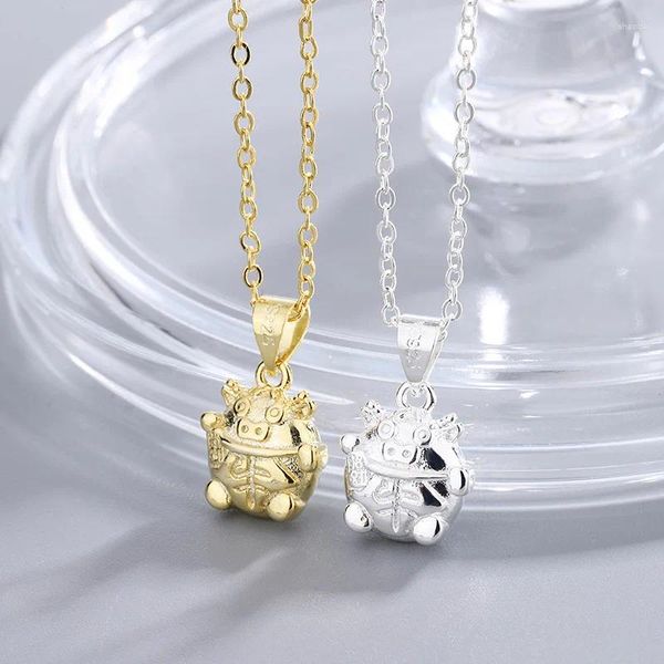 Chaînes FoYuan Argent Couleur Pendentif Collier Personnalité simple et créative 12 Zodiac Mignon Vache Rétro Bijoux