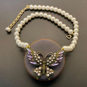 Chaînes Style français Rétro Papillon Collier de perles Mode Bijoux pour femmes
