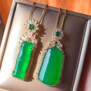 Chaînes Véritable Véritable Bijoux De Luxe Plaqué Or Jadeite Vert Avec Annotation De Fond En Cuivre Wushi Marque Collier Tempérament Jade Pendentif