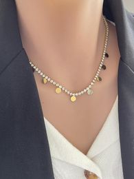 Chaînes GHIDBK Collier ras du cou de tennis en zircone plaqué or 18 carats sans ternissement avec pièce de monnaie Bijoux de fête de luxe