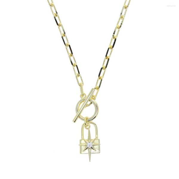 Cadenas Collar de cadena de color dorado para mujer Clip de papel grueso Bloqueo de estrella Encanto Broche de palanca Joyería europea de moda