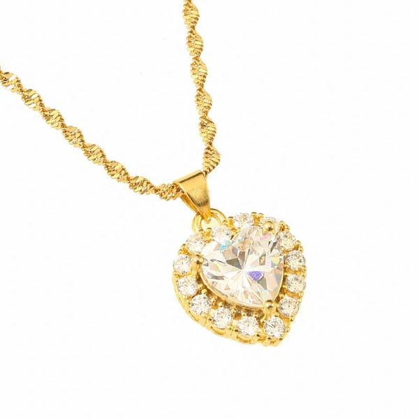 Chaînes Or Émeraudes Ruby Cubique Zircon Cristal Coeur Forme Pendentifs Colliers Pour Femmes Fille Charme Bijoux De Fiançailles Cadeaux De Fête