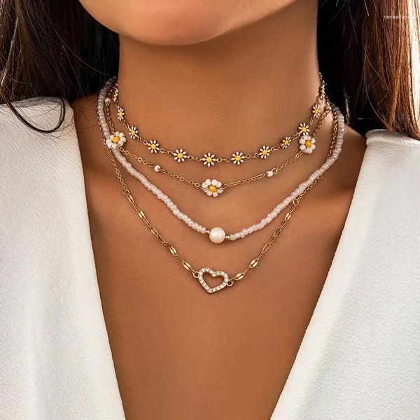 Cadenas de color dorado multicapa margarita flor corazón colgante collar para mujeres niñas moda hecha a mano regalos de perlas con cuentas