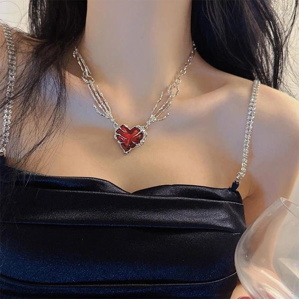 Chaînes Gothique Crâne Griffe Coeur Collier Pour Femmes À La Mode Rouge Cristal Épine Amour Exagéré Sombre Sautoirs Accessoires Bijoux De Mode