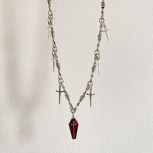 Chaînes Gothique Vampire Croix Rouge Cercueil Pendentif Colliers Pour Femmes Vintage Argent Couleur Épée Épine Chaîne Bijoux De Fête En Gros