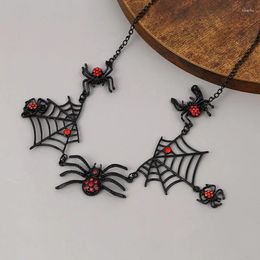 Chaînes Halloween Exagéré Claviculaire Chaîne Pendentif Collier Spider Web Cou Alliage Personnalité Unique Design Gothique