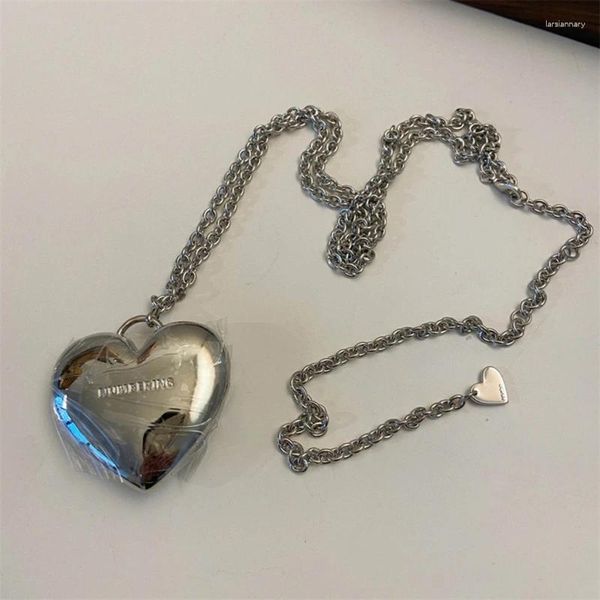 Cadenas Collar con colgante de corazón Cuentas Correa larga para el hombro Gargantilla Material de aleación Regalo de joyería para mujeres novias