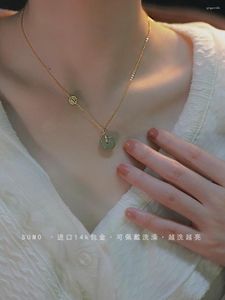 Chaines Hetian Jade Peace Joy Clicule chaîne Summer Ins Sweet Romantic Gift Bijoux Colliers pour femmes