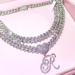 Chaînes Hip Hop A-Z lettres initiales cursives pendentif en cristal collier cubain pour les femmes glacé broche lien chaîne bijoux