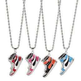 Cadenas Hip-hop Boys Collar 4 colores Sneakers Cool Handsome Alloy Painted Creative Wild Pendant Men Jewelry Gift