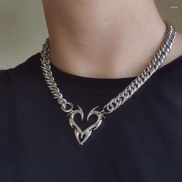 Chaînes Hip Hop Unisexe Flamme Totems Coeur Collier Streetwear Accessoires Cool Clavicule Chaîne Bijoux De Mode