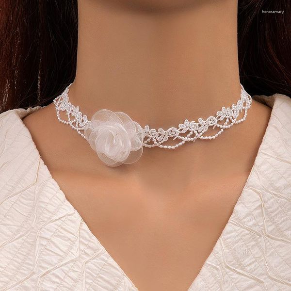 Chaînes HuaTang collier à la mode et Sexy avec grande fleur blanche perle dentelle Neckchain tissu géométrique collier tour de cou chaîne