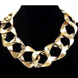 Kettingen Hyperbool Sieraden Accessoires Handgemaakte Gouden Kleur Legering Geometrische Holle Verklaring Punk Ketting Op De Nek Voor Vrouwen Bruiloft