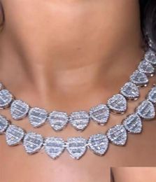 Chaînes Collier de chaîne de coeur écrasé glacé 14K plaqué or blanc Baguette diamant cubique zircone bijoux 16 pouces 20 pouces charme de mode205363242