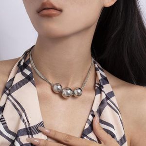 Chaînes en collier pour femmes Punk exagéré chaîne multicouche empilable boule géométrique personnalité niche cadeaux perlés Q