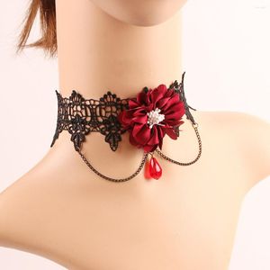 Chaînes Ins Europe Et Les États-Unis Rétro Gothique Noir Femmes Dentelle Collier Vin Rouge Fleurs Cristal Cou Accessoires Femme