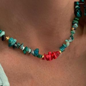 Chaînes Irrégulière Chrysocolle Rouge Corail Mixte Collier Homme Femmes Rétro Charme Court Accessoires De Noël Halloween Cadeau En Gros