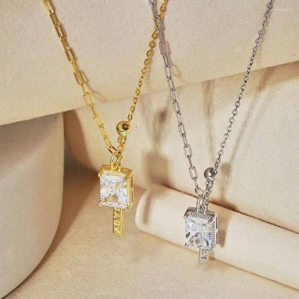 Chaînes Karachi Light Collier de luxe pour femmes de haute qualité Zircon incrusté tempérament en forme de Y pendentif chaîne de collier de mode