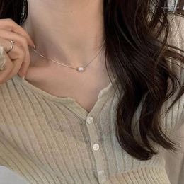 Cadenas Collar de perlas minimalista coreana para mujeres de moda Versátil Cadena clavicular Linda joyería de San Valentín Regalo al por mayor