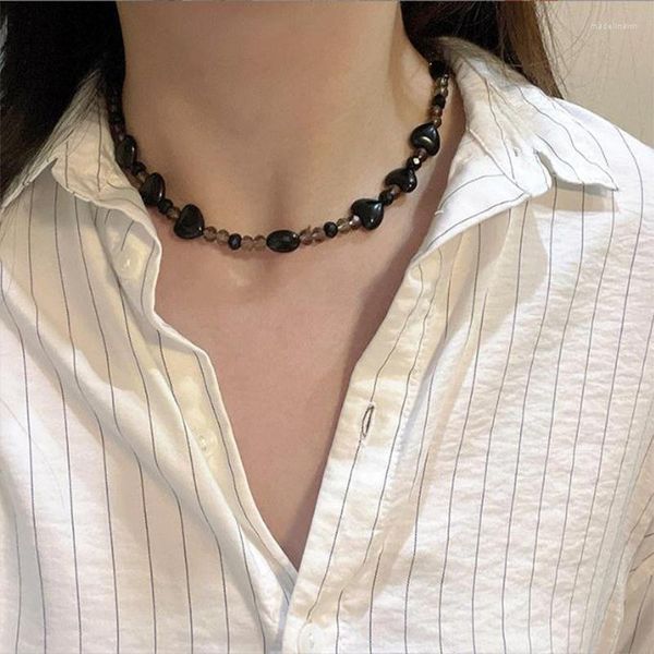 Cadenas Versión coreana de Ins Diseño Ágata negra Amor Cadena de clavícula versátil Collar de cristal de piedra natural hecho a mano para mujer