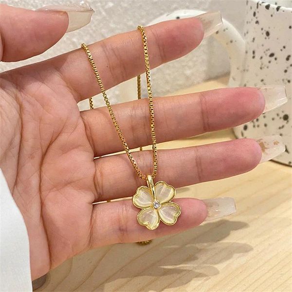 Chaînes chanceux quatre trèfle collier pour femmes opale fleur pendentif colliers mode clavicule chaîne ras du cou bijoux de mariage cadeau