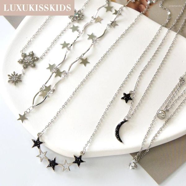 Chaines LuxukissKids Y2K Silver Color Star Pendant Collier Rugestone ACCESSOIRES DE CHARME BATTERFLY NOIRM MINIMALAGE MINIMISS