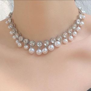 Chaînes de luxe tout match perle strass collier femme mode tempérament clavicule chaîne colliers ras du cou