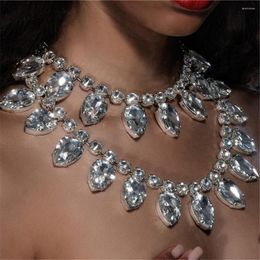 Chaînes De Luxe Double Couche Grand Pendentif En Cristal Collier Dames Mode Exagérée Super Flash Strass Clavicule Chaîne Bijoux Cadeau