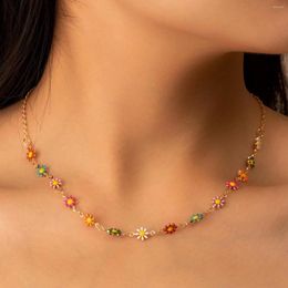 Chaînes Chine Continentale Printemps Et Été Fleur Collier Coloré Pour Femmes Petite Marguerite En Alliage De Zinc Goutte D'huile