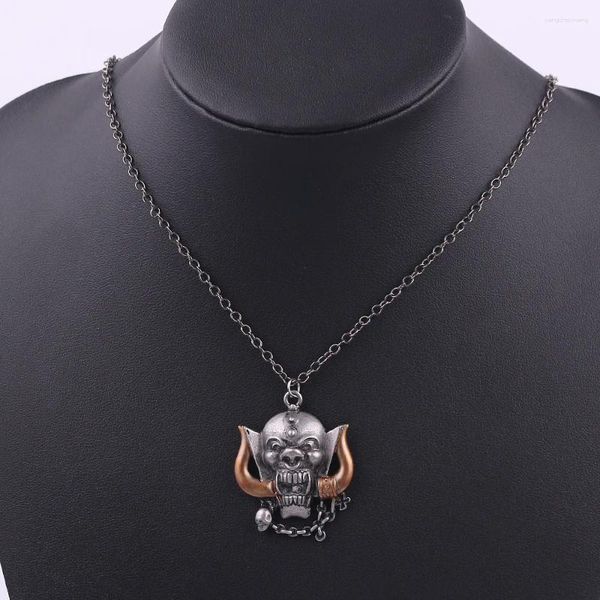 Cadenas Celebridad de los hombres Dominante Retro Moda Novela Dark Ghost Head Collar Punk Colgante Joyería al por mayor