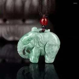 Chaînes Naturel Un Jade Petit Éléphant Sculpté Pendentif Collier Certificat Cadeau