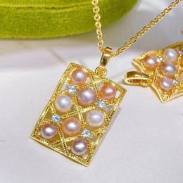 Chaînes Collier de perles colorées d'eau douce naturelle avec pendentif boulier en or 14 carats multi-perles couleur mode vintage