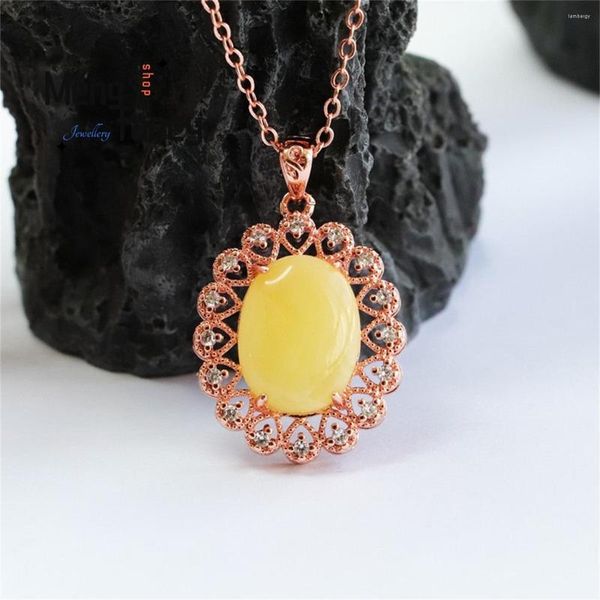 Chaînes Naturel Miel Cire Huile De Poulet Jaune Ambre Oeuf Visage Évider Collier Simple Élégant Personnalisé Mode Bijoux Polyvalents