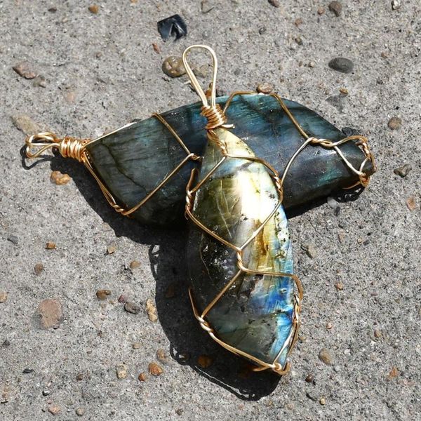 Chaînes naturelles irrégulières minerais bruts Labradorite pendentif collier pour hommes femmes à la main enroulement pierre de lune Reiki bijoux cadeau