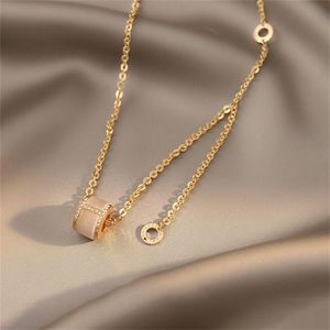 Cadenas Opal Collar colgante de lujo para mujeres Beads Titanium Cadena de acero Vintage Joya